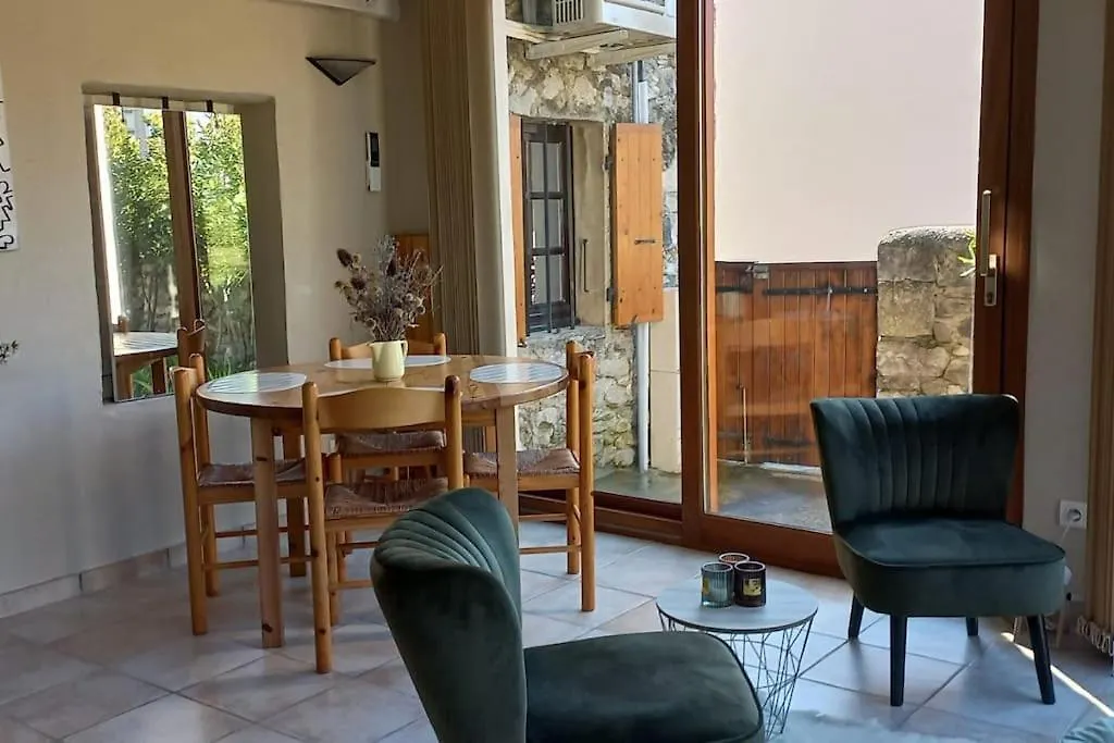 Vakantiehuis “Le Verbe” In De Drome Provencale Le Poet-Laval Holiday home